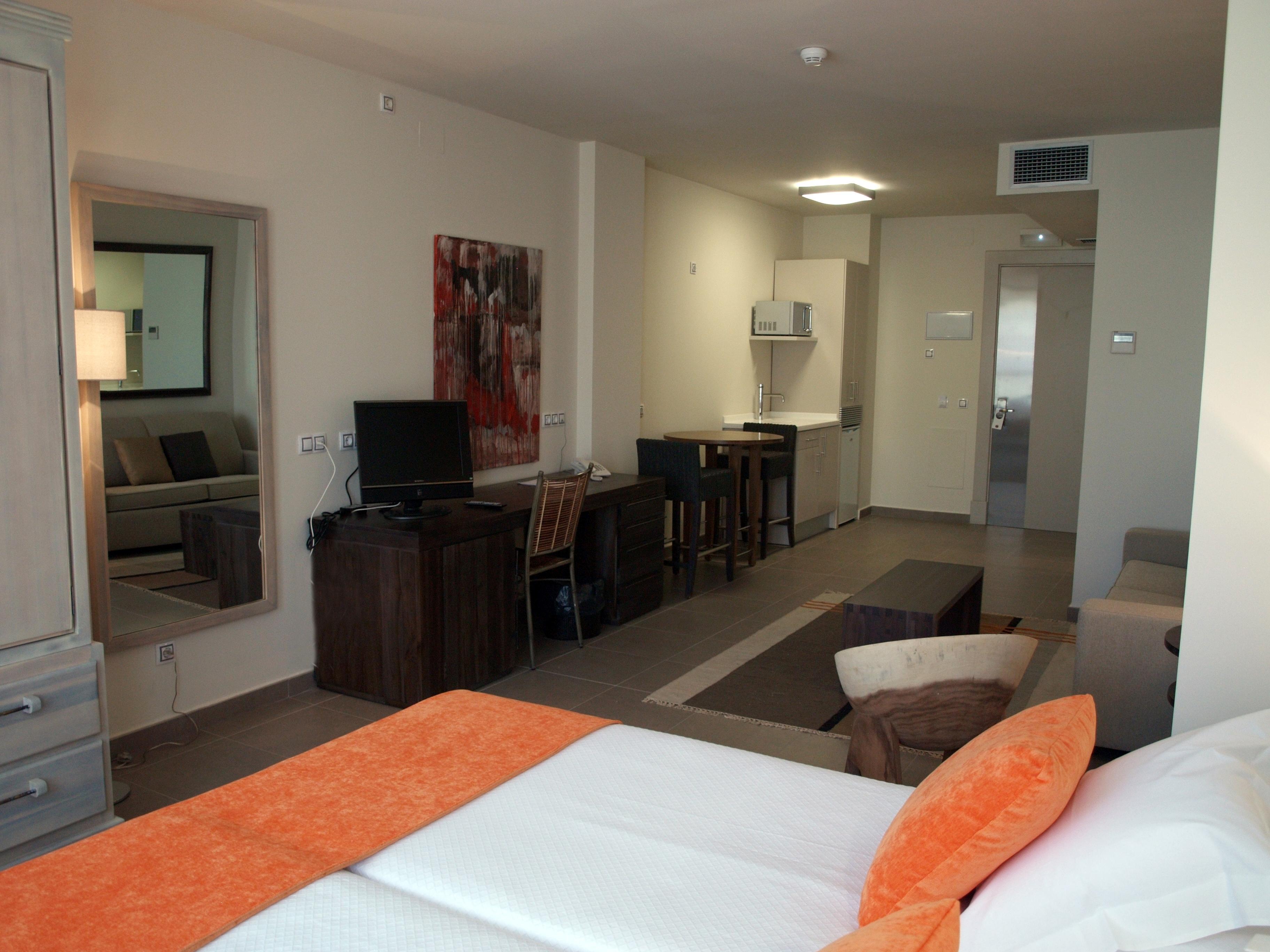 Eco Alcala Suites Madrid Exterior photo