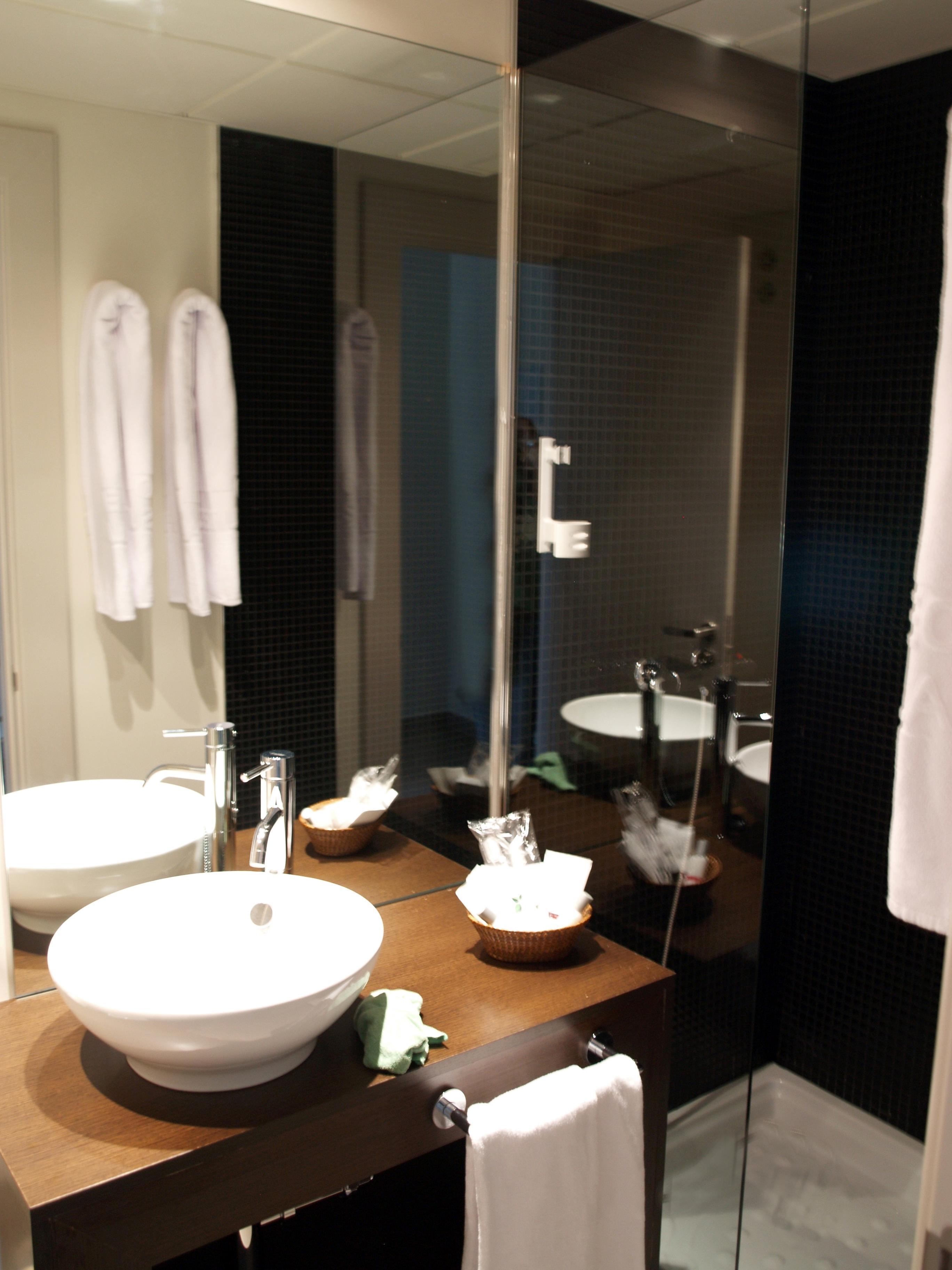 Eco Alcala Suites Madrid Room photo