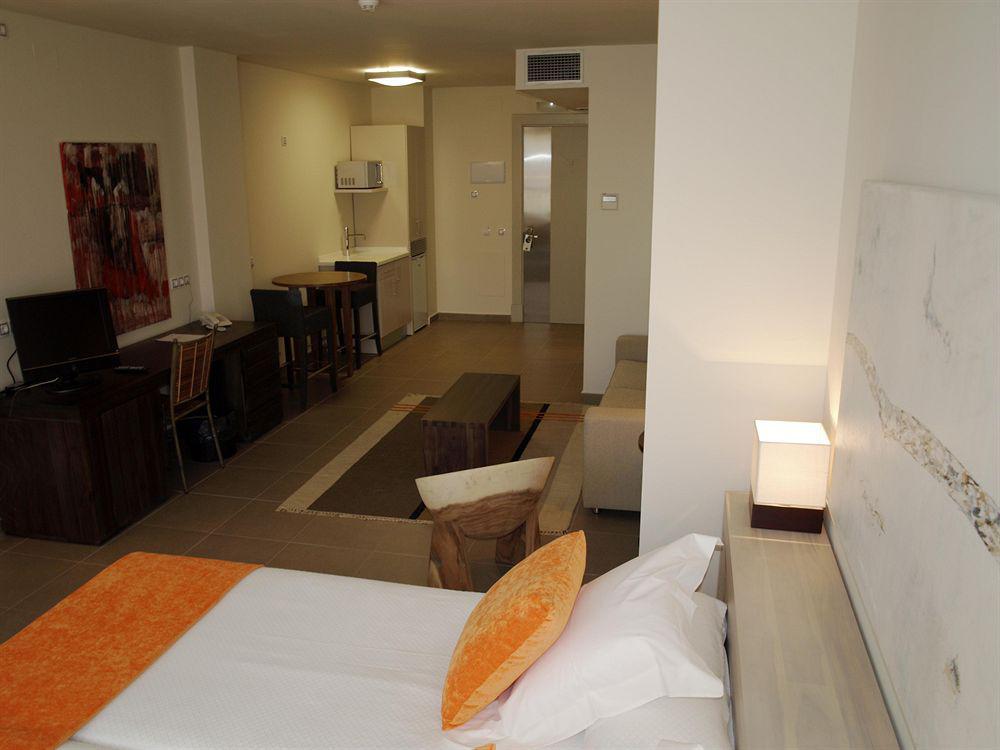 Eco Alcala Suites Madrid Room photo